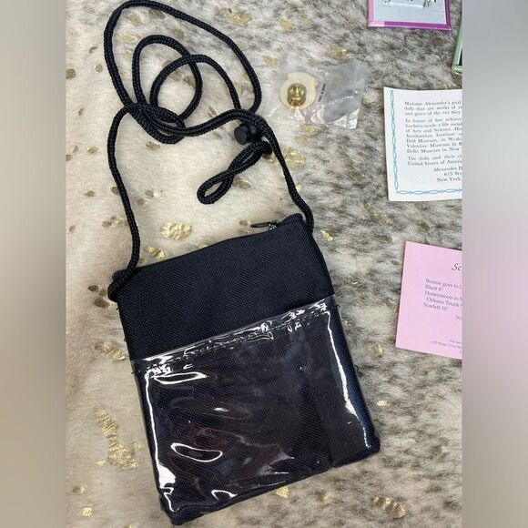 5 for $25🔥Madame Alexander Doll Club Pins And Bag - Picture 5 of 10